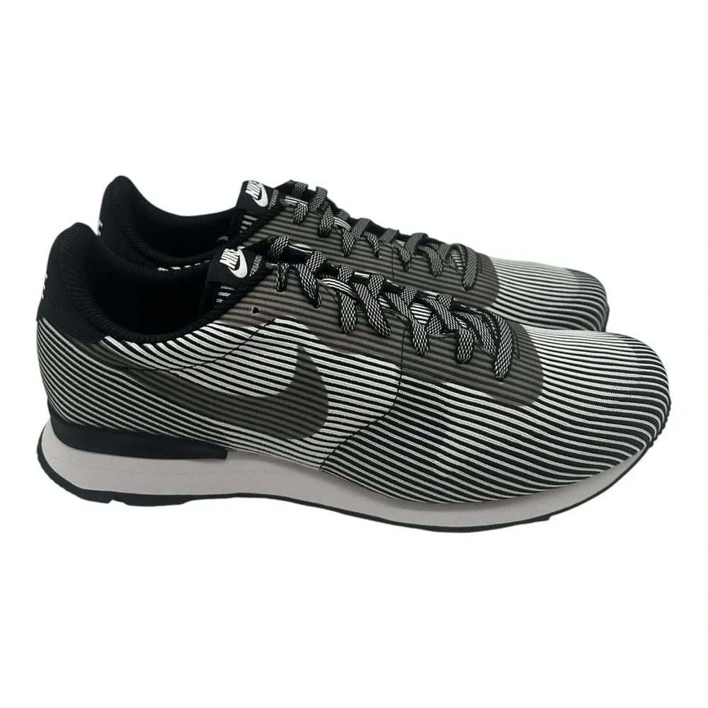 Nike internationalist kjcrd